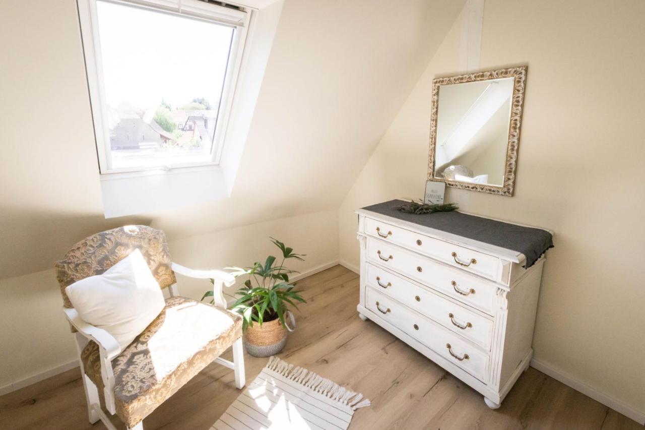 Romantik-Home Nordelsass - Ferienwohnung Fuer Selbstversorger Oberhoffen-les-Wissembourg Ngoại thất bức ảnh
