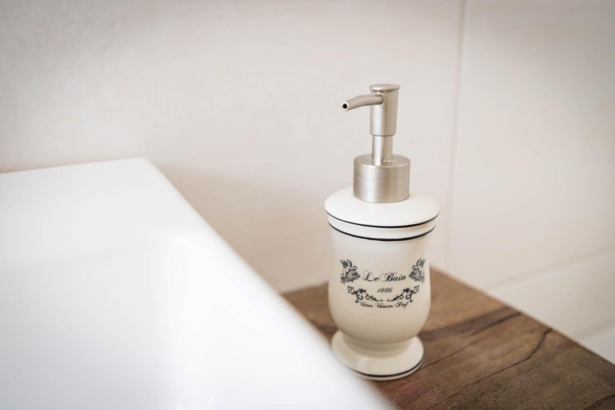 Romantik-Home Nordelsass - Ferienwohnung Fuer Selbstversorger Oberhoffen-les-Wissembourg Ngoại thất bức ảnh